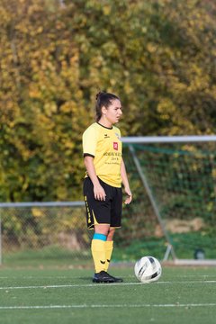 Bild 125 - F SSC Hagen Ahrensburg - SV Frisia 03 Risum-Lindholm : Ergebnis: 2:0